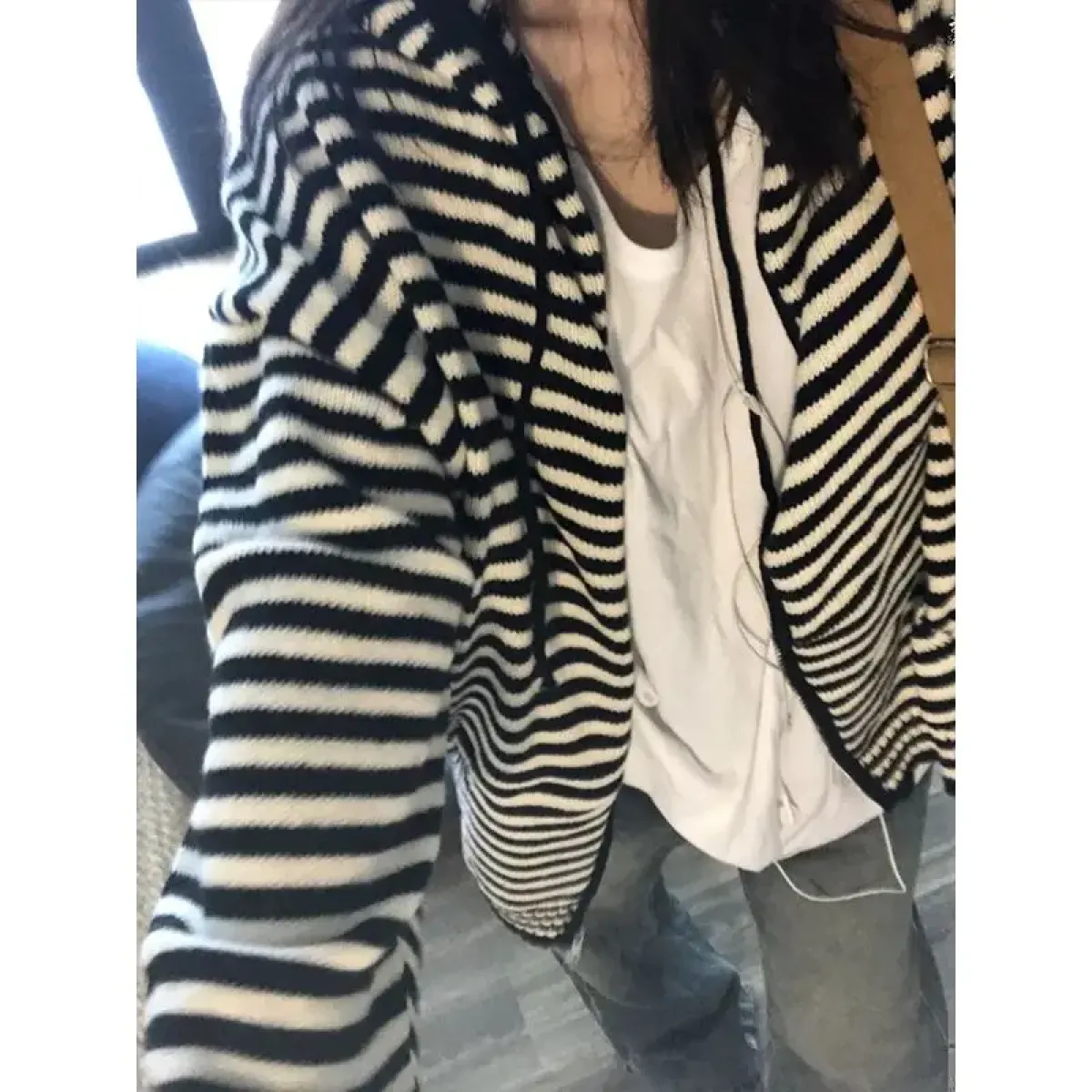 Black and White Striped Cardigan – Vintage Harajuku Zip-Up Knitwear - Image 4