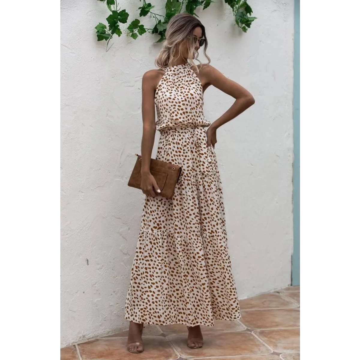 Casual Halter Dresses for Summer - Image 5