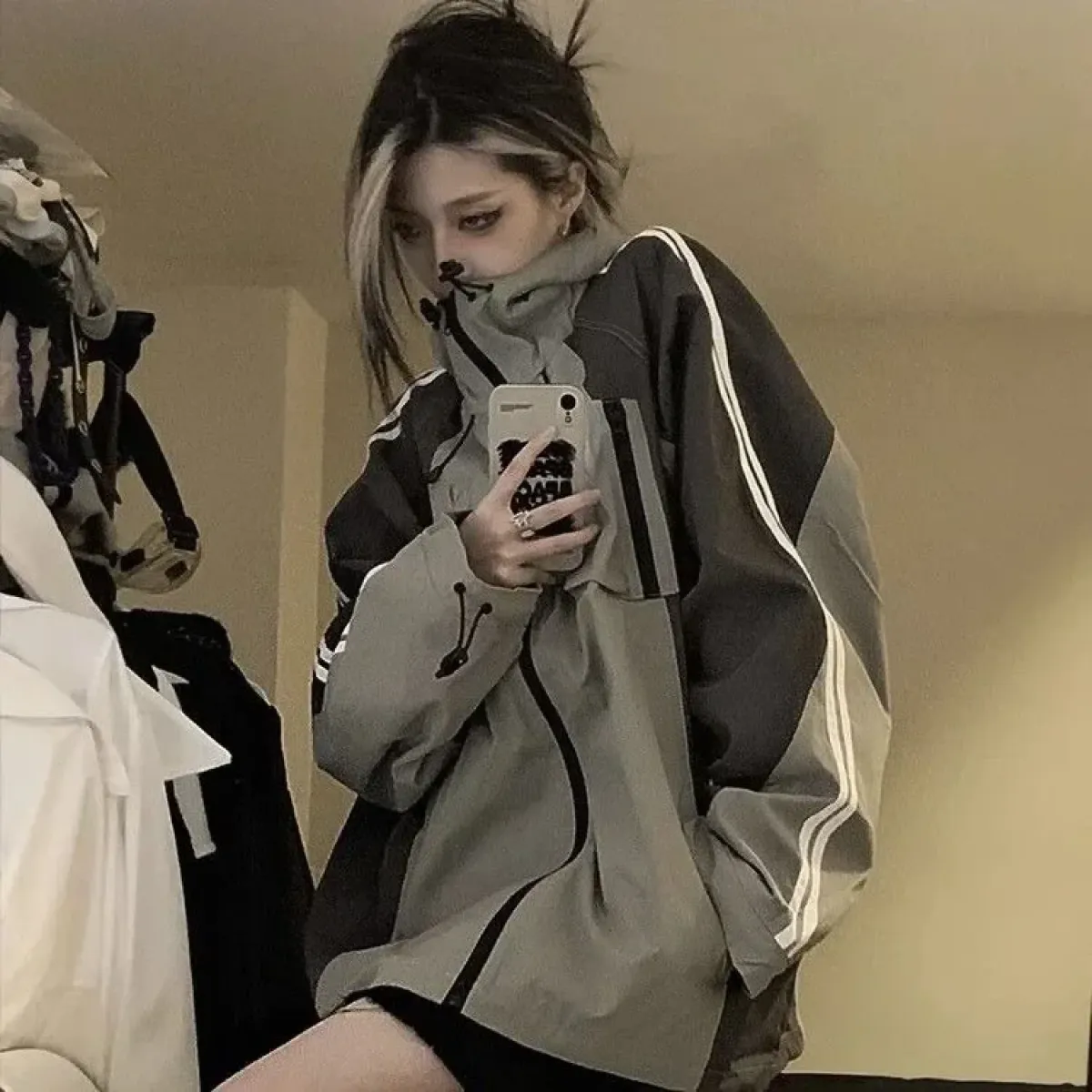 Harajuku Oversized Techwear Windbreaker Jacket - Image 7