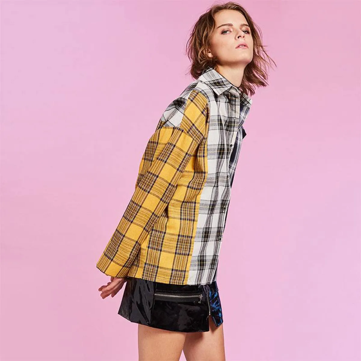 Plaid Oversized Shirt - Image 3