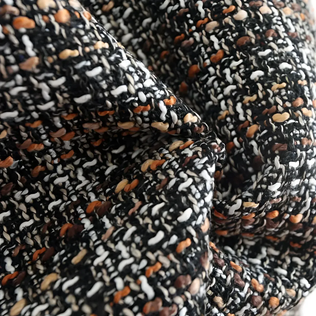 Retro Style Woolen Mini Skirt - Image 4