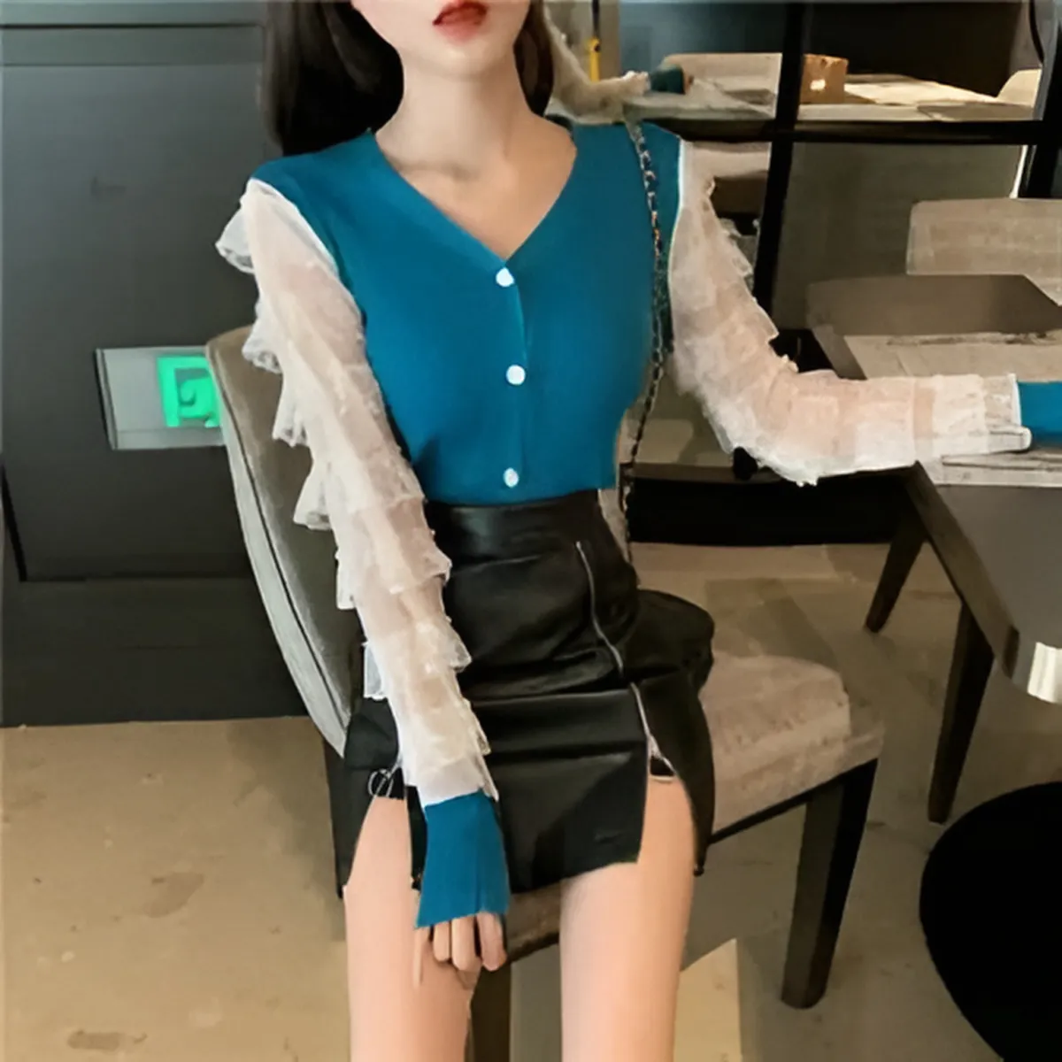 Ruffled Knitted Cardigan - Image 12