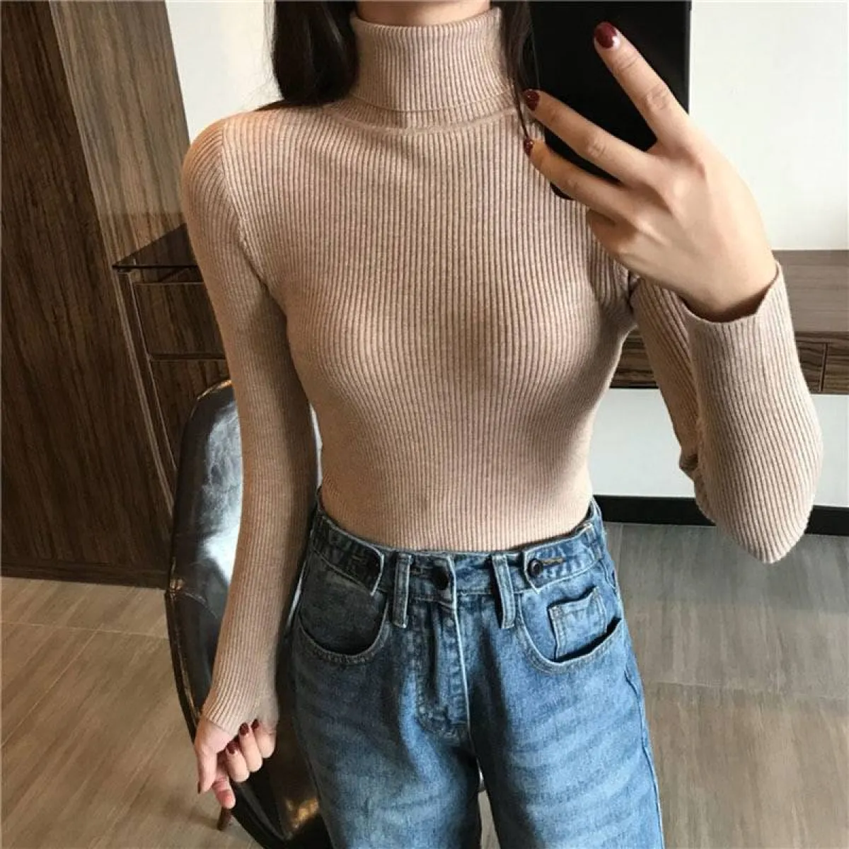 Thick Knitted Sweater - Image 24